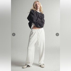 ELWOOD CORE STRAIGHT LEG SWEATPANT